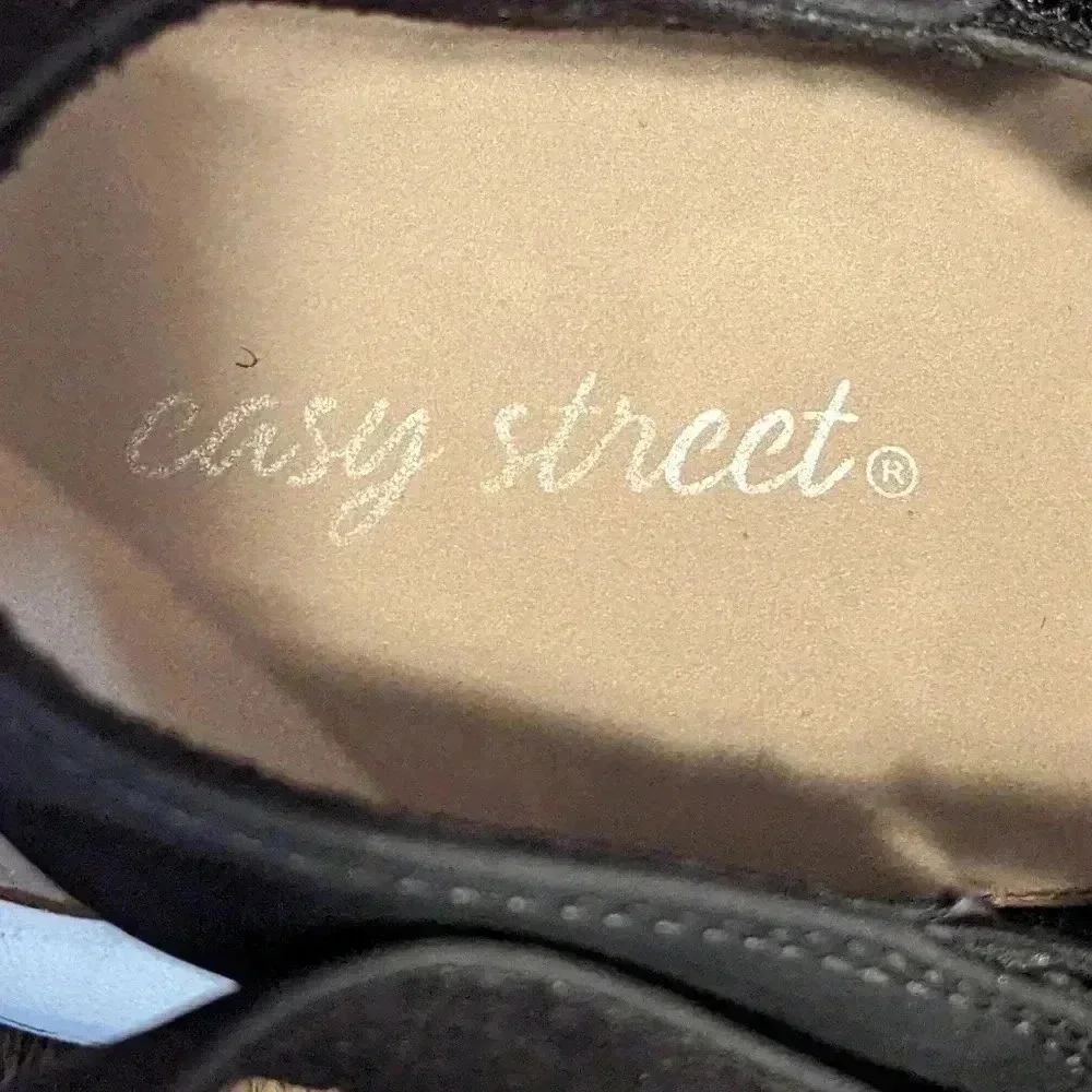 Easy Street Gemi Sandal